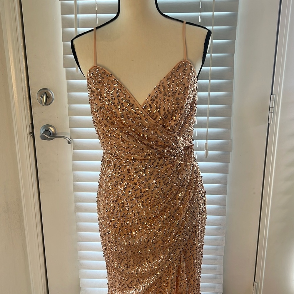 Never worn before Pink Sequin Maxi Dress with High Split! 😍😍😍😍 Size Medium